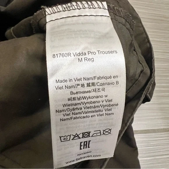 Fjallraven Men's Cargo Pants in Brown and Black - Picture 6 of 13